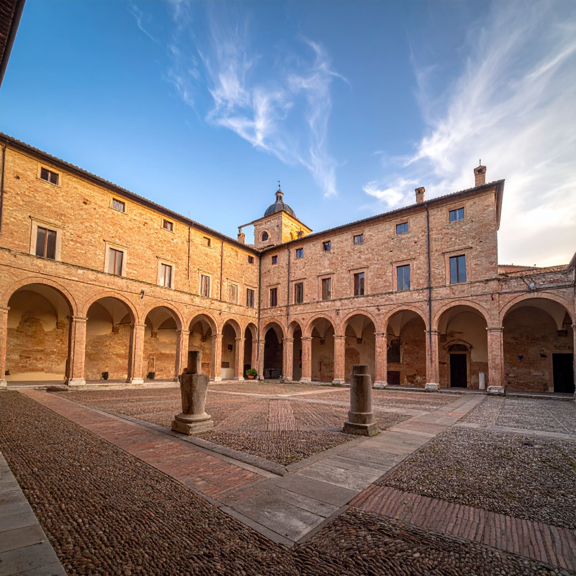 Card Punto di interesse NCCWeb – Transfer e tour premium con noleggio conducente in Italia