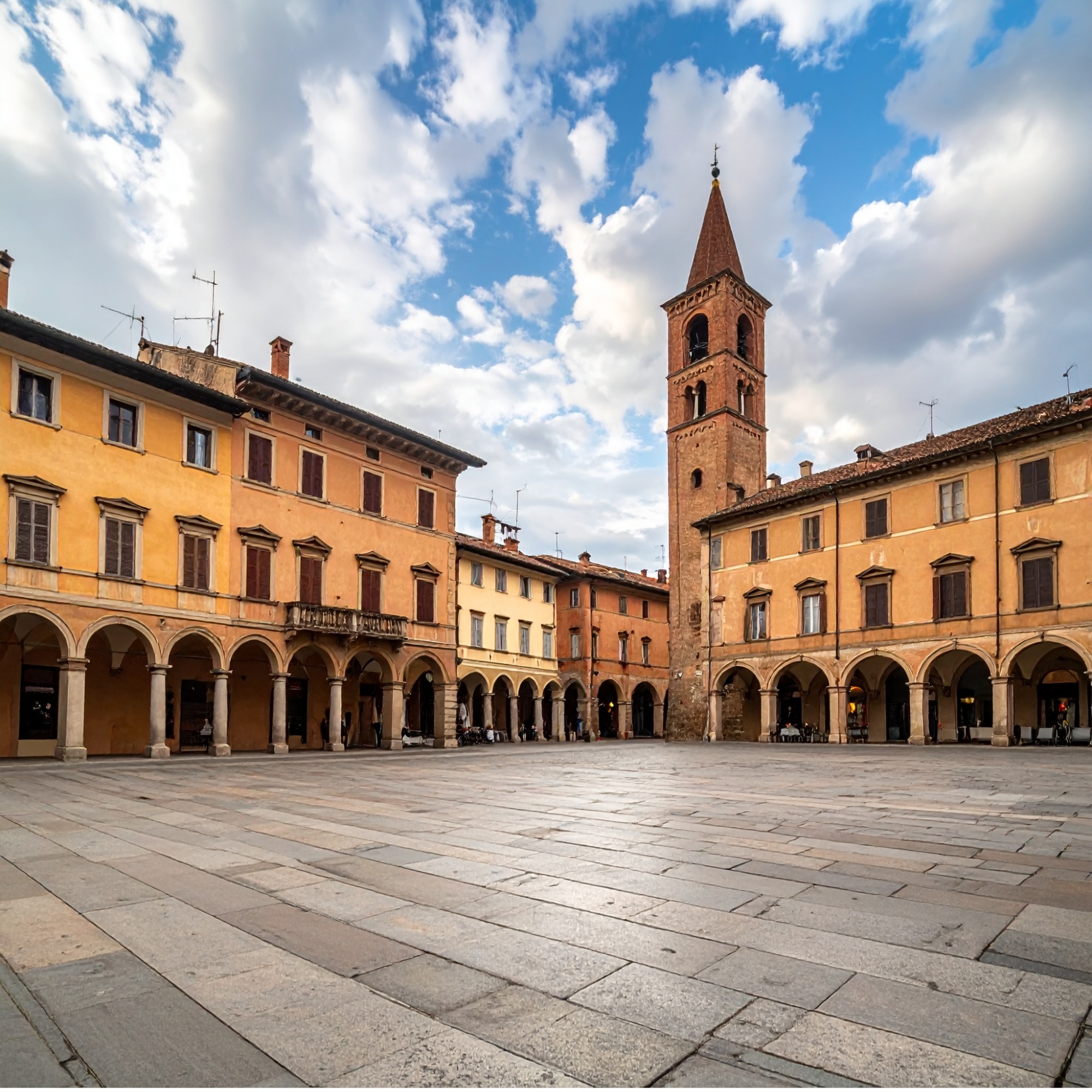 Card Punto di interesse NCCWeb – Transfer e tour premium con noleggio conducente in Italia